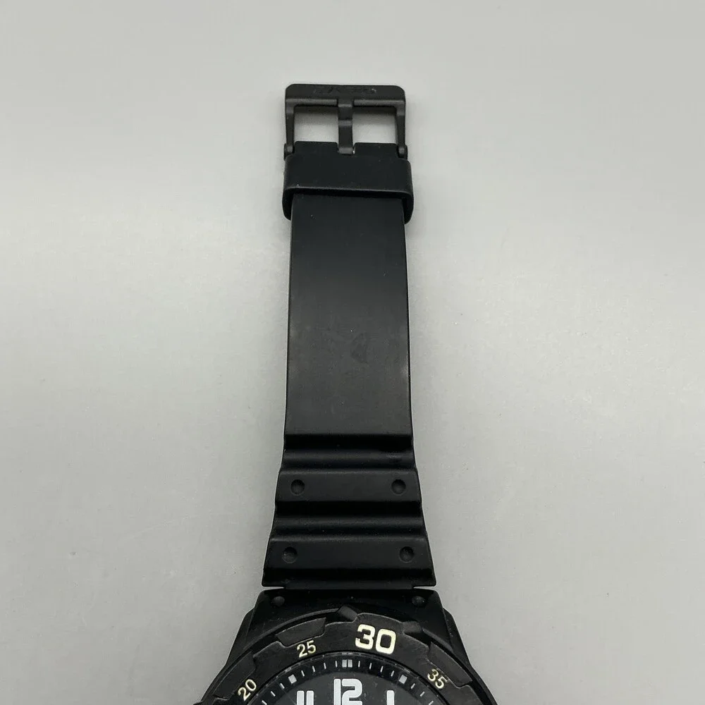Casio 5125 MRW-200H Mens Watch 43mm Black Dial Day Date Resin 100m